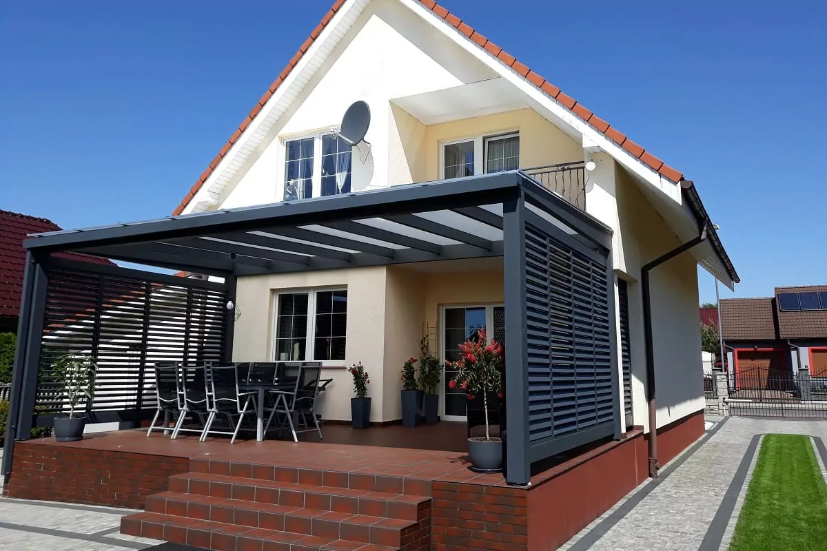 zadaszenie tarasu z poliwęglanu