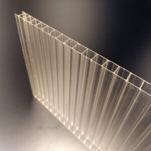 Płyty poliwęglan komorowy 2xUV bezbarwny 10mm - 210x700cm