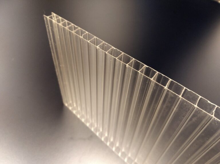 płyta z poliwęglanu komorowego 10 mm