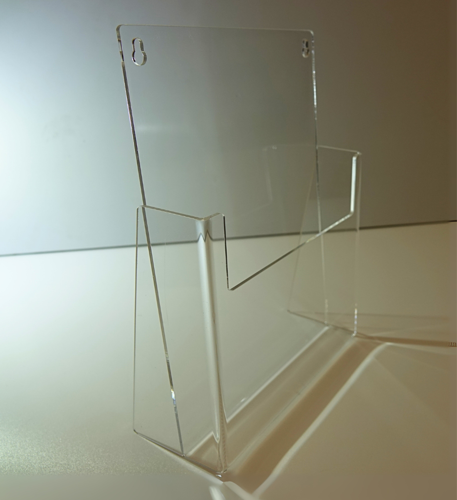 kieszeń stojąca z plexi
