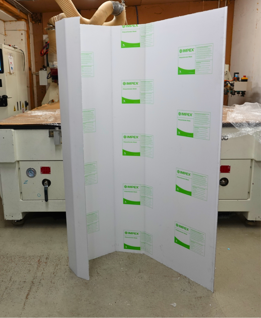 osłona gięta z poliwęglanu do maszyn