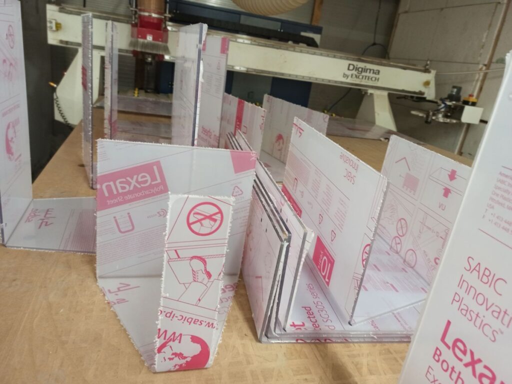 Osłona z poliwęglanu do maszyn