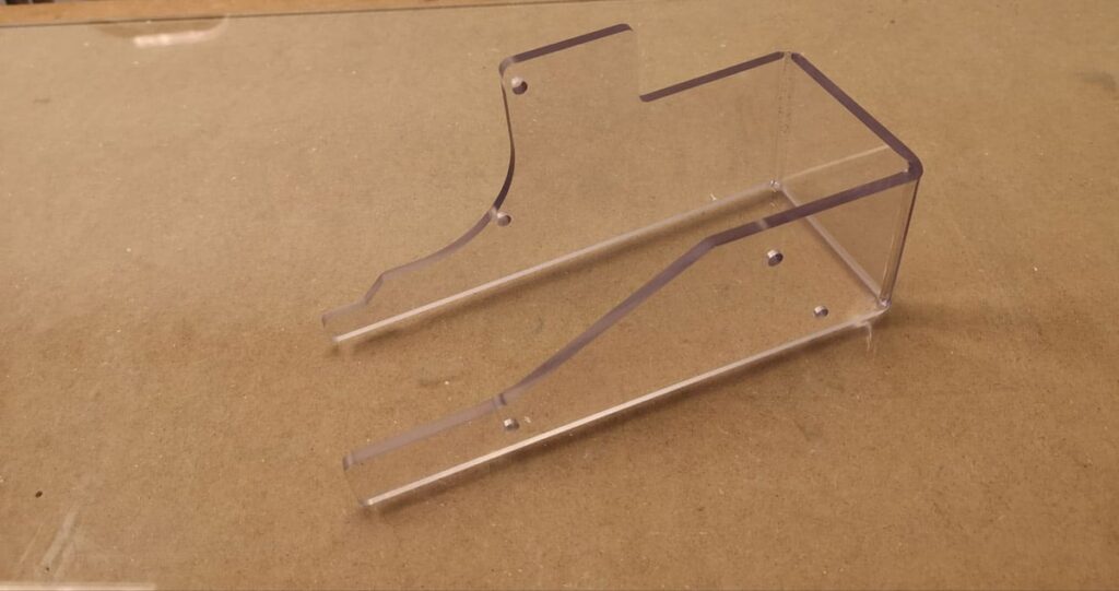 Osłona z poliwęglanu do maszyn