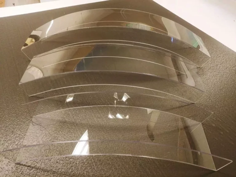 Czym się różni PET-G od plexi